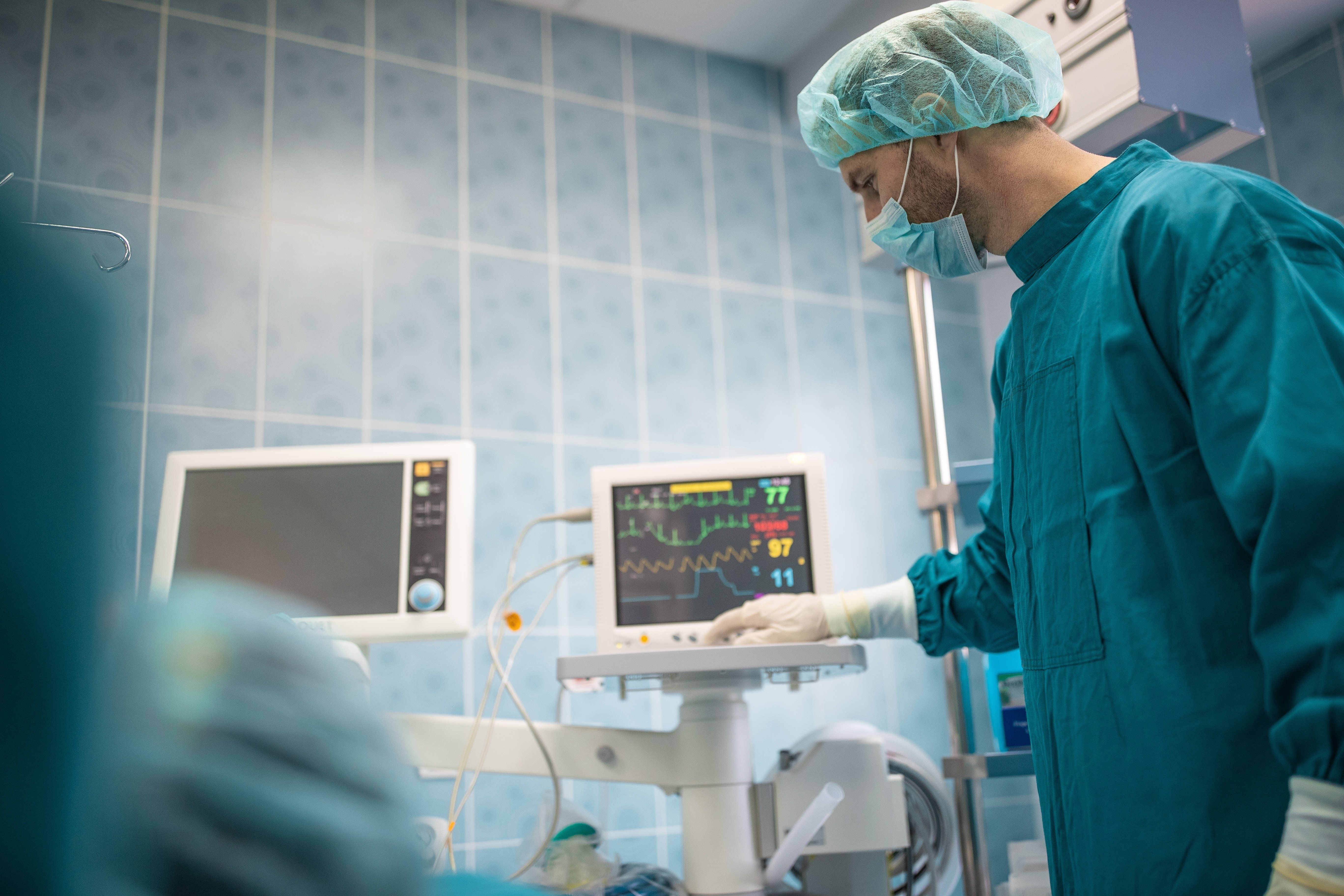 Windows CE End of Life: Transition Challenges for Medical Devices